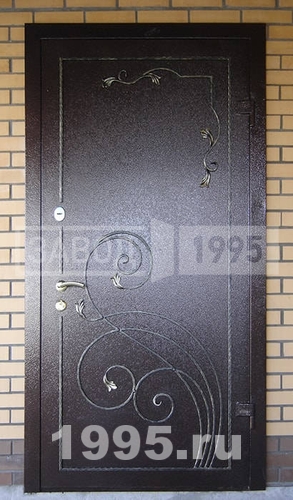 Дверь с порошковым окрашиванием и рисунком на металле