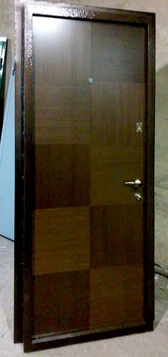 Однопольная дверь с ламинатом