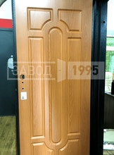 Стальная дверь с фрезерованной МДФ панелью