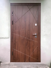 Дверь с МДФ, фото внешней стороны