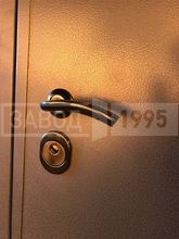 Фурнитура металлической двери