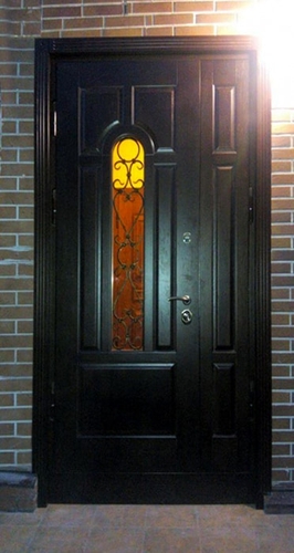 МДФ дверь с ковкой и стеклом