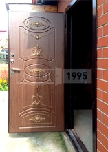 Дверь МДФ с декоративными узорами