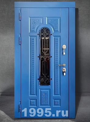 Синяя дверь окрас по RAL, с ажурным рисунком, стеклом и ковкой 