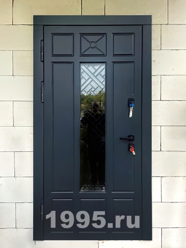 Стальная дверь со стеклом